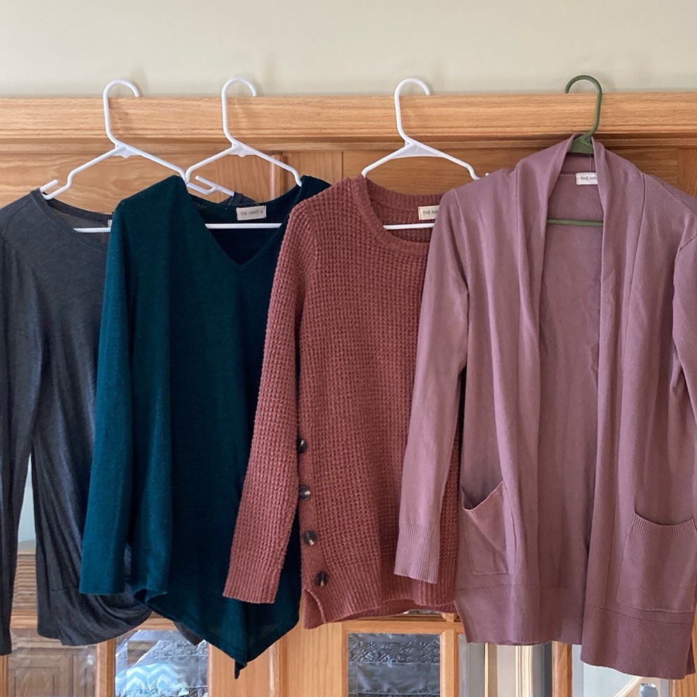 Lot of 4 The Nines boutique sweaters M